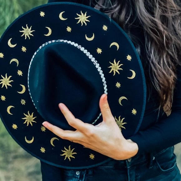*Luna Bloom SAROS Black Gold Sun Moon 90s Vibes Hand Painted Wide Brim Hat - Picture 7 of 7